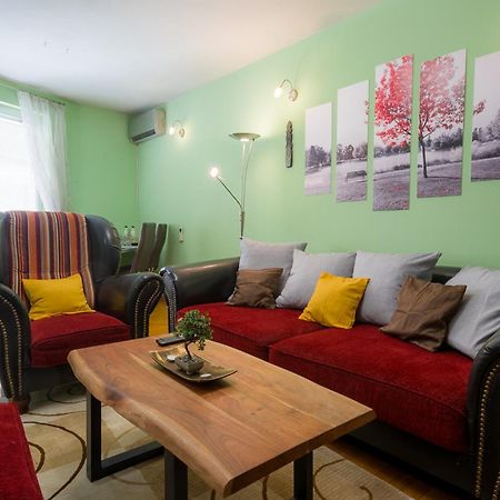 Top Center Spacious Apartment With Ac And Free Underground Parking Sofia Exterior photo