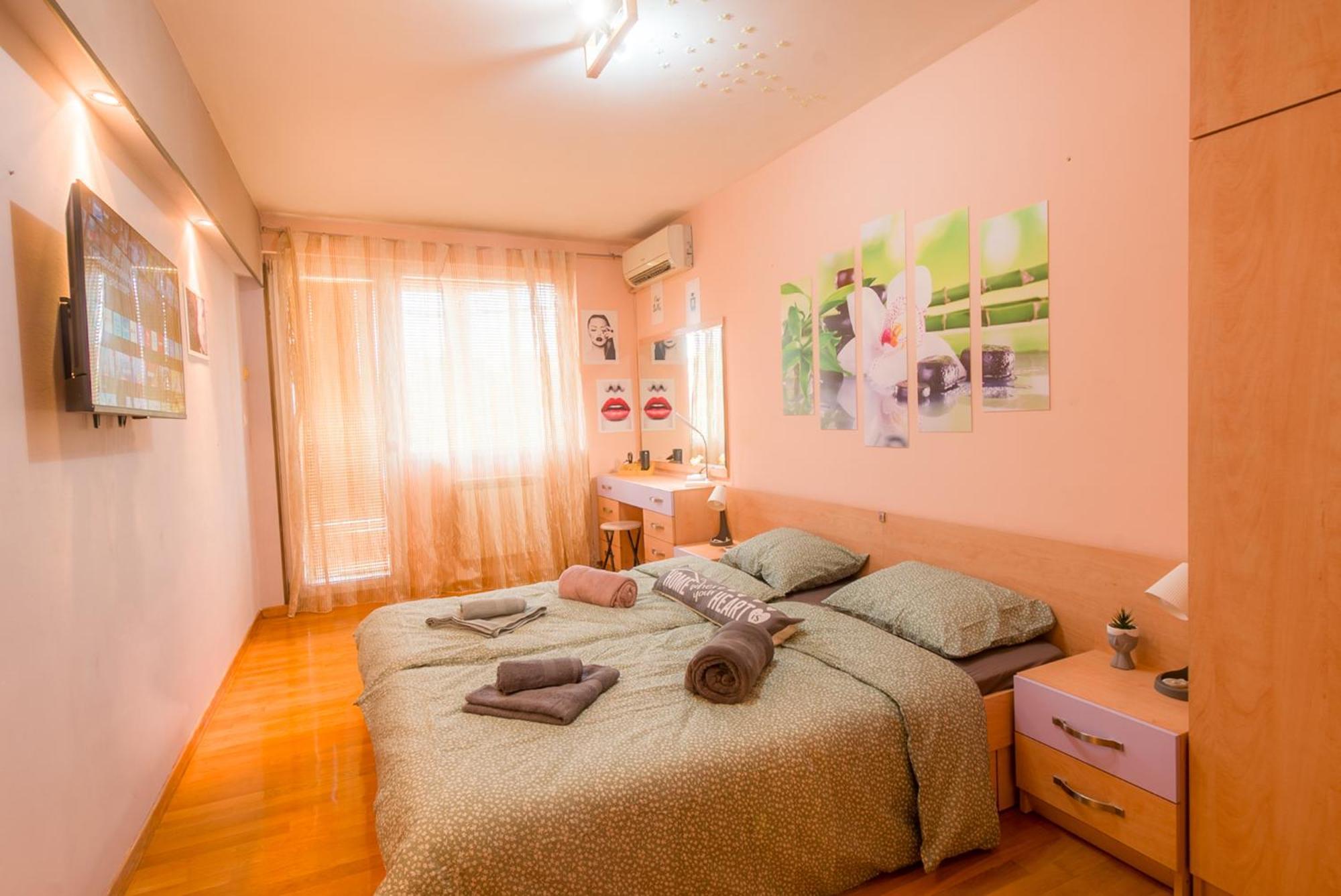 Top Center Spacious Apartment With Ac And Free Underground Parking Sofia Exterior photo